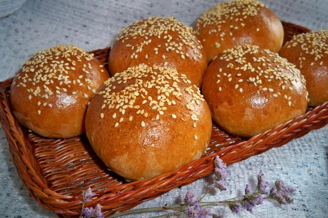 булочки для гамбургеров с кунжутом