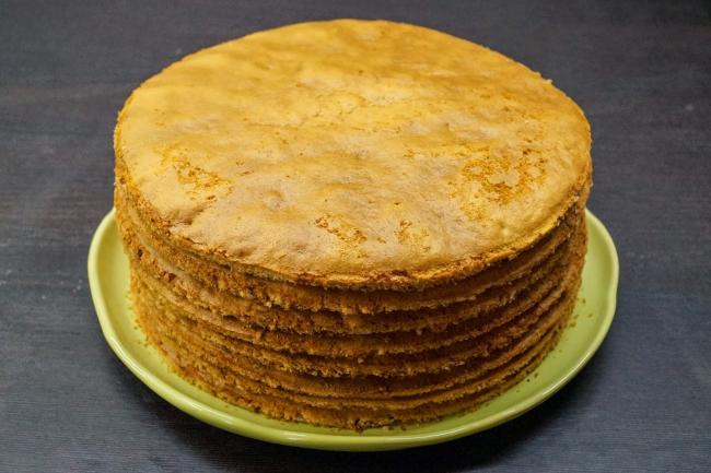 десерт из коржей для медовика