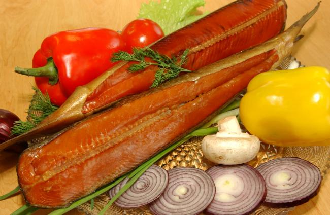 копченая горбуша и другие ингредиенты