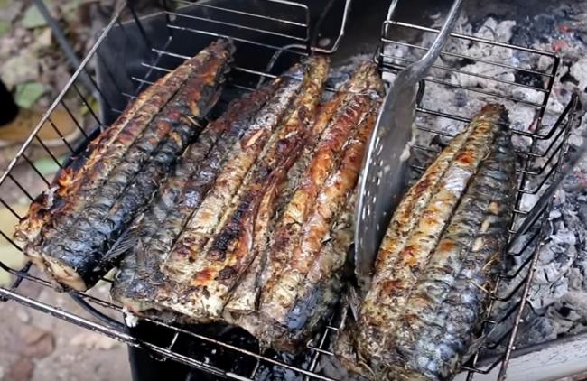 скумбрия на решетке