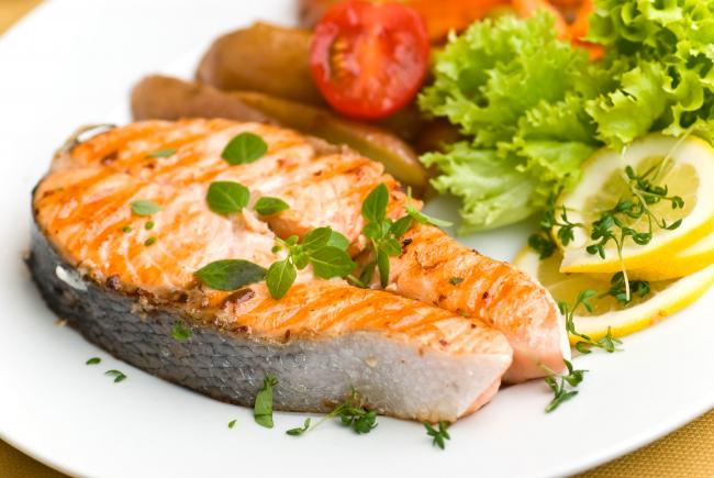 приготовленные кусочки рыбы