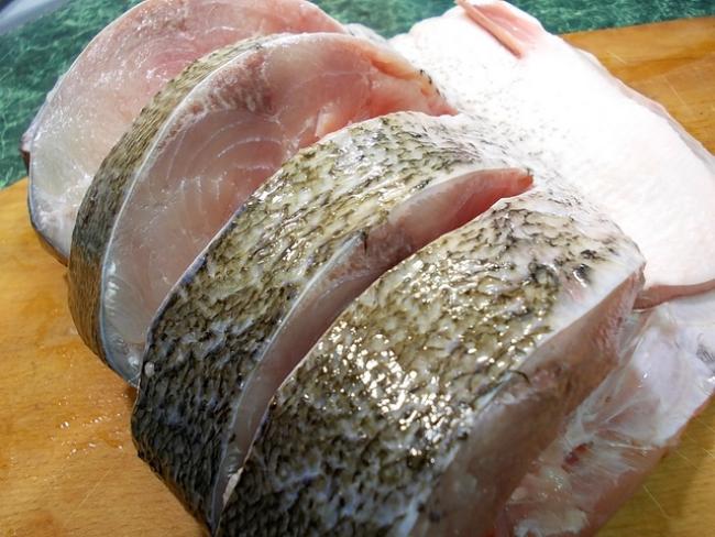 рыба кусочками