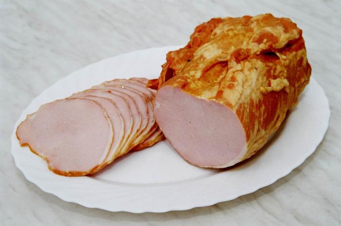 нарезанный свиной карбонат