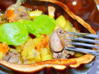 куриная печень с картошкой