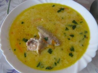сырный суп из плавленого сыра с курицей