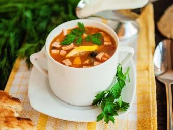 солянка мясная сборная из свинины