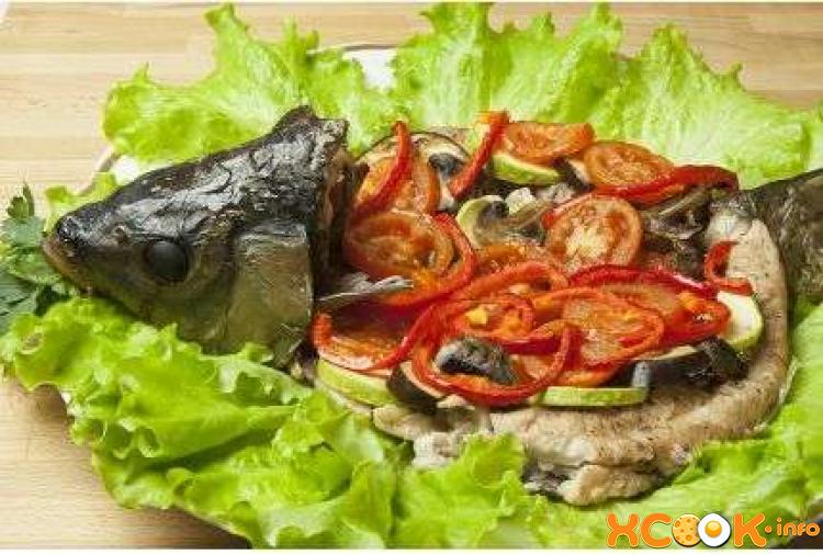 карп в духовке с овощами